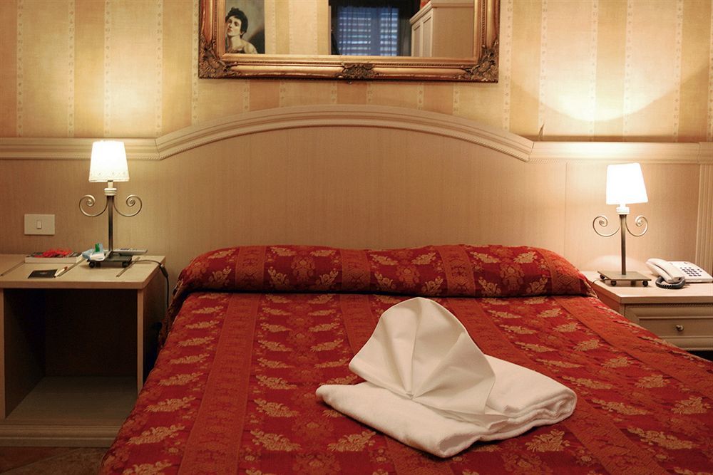 Hotel Caravaggio Rzym Zewnętrze zdjęcie